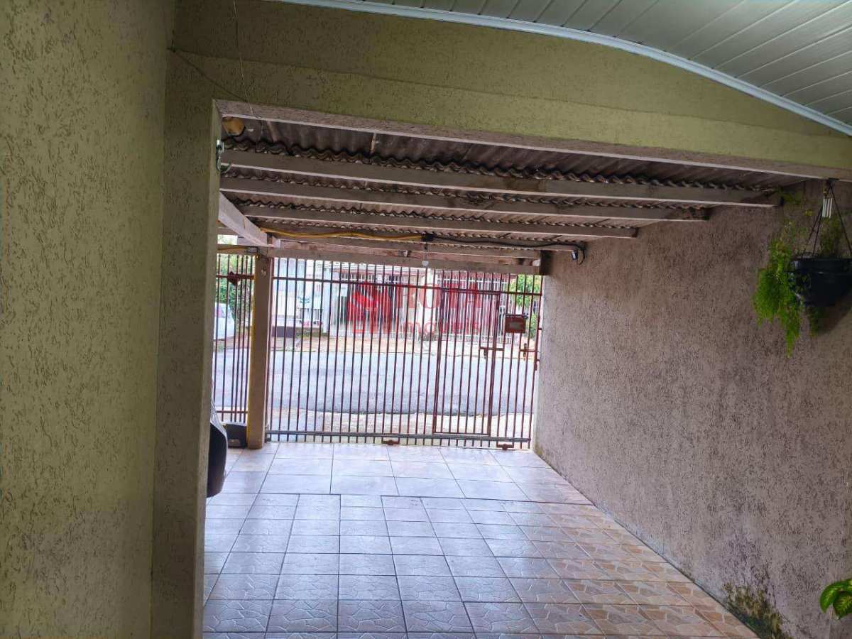 Casa à venda em Curitiba, Sítio Cercado, com 3 quartos, 170m² - Rota Imóveis Curitiba