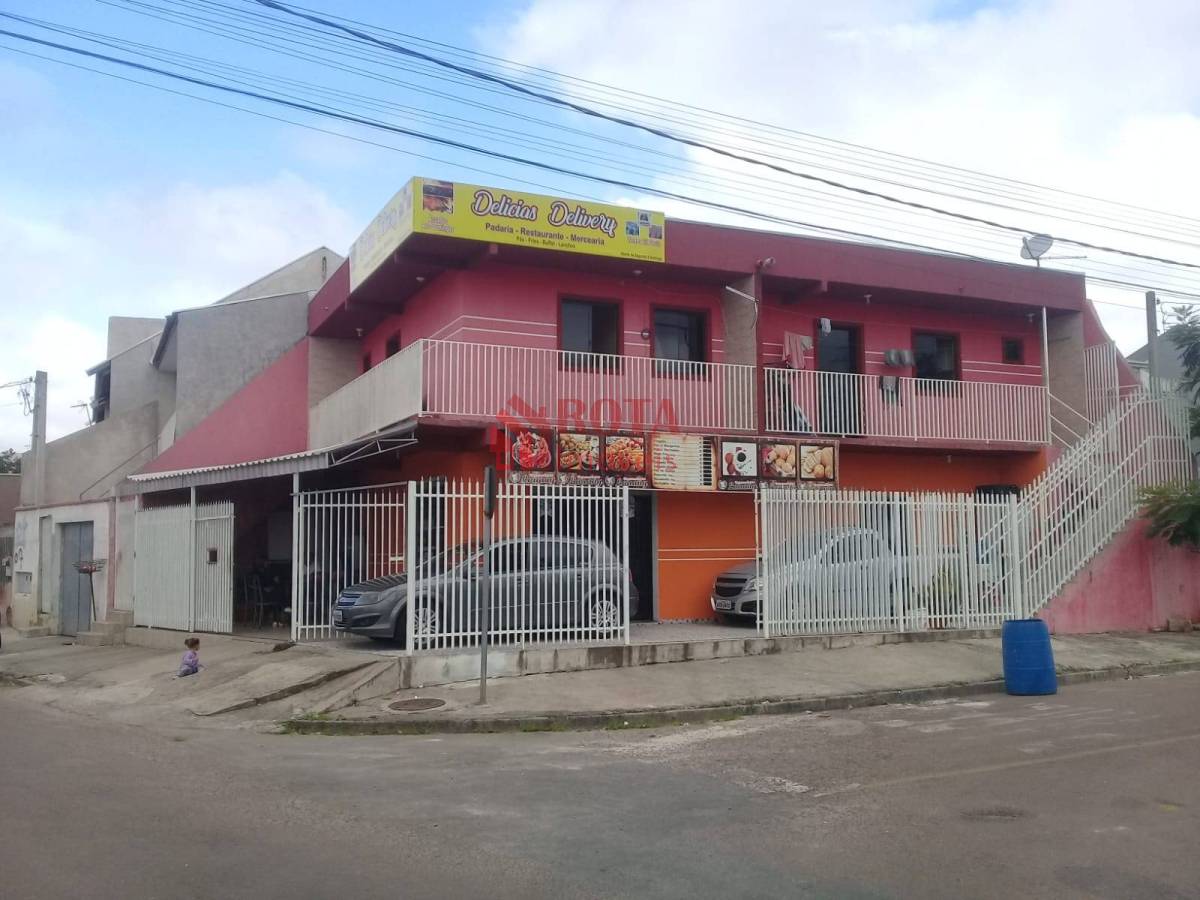 Sobrado à venda em Curitiba, Campo de Santana, com 4 quartos, 190m² - Rota Imóveis Curitiba