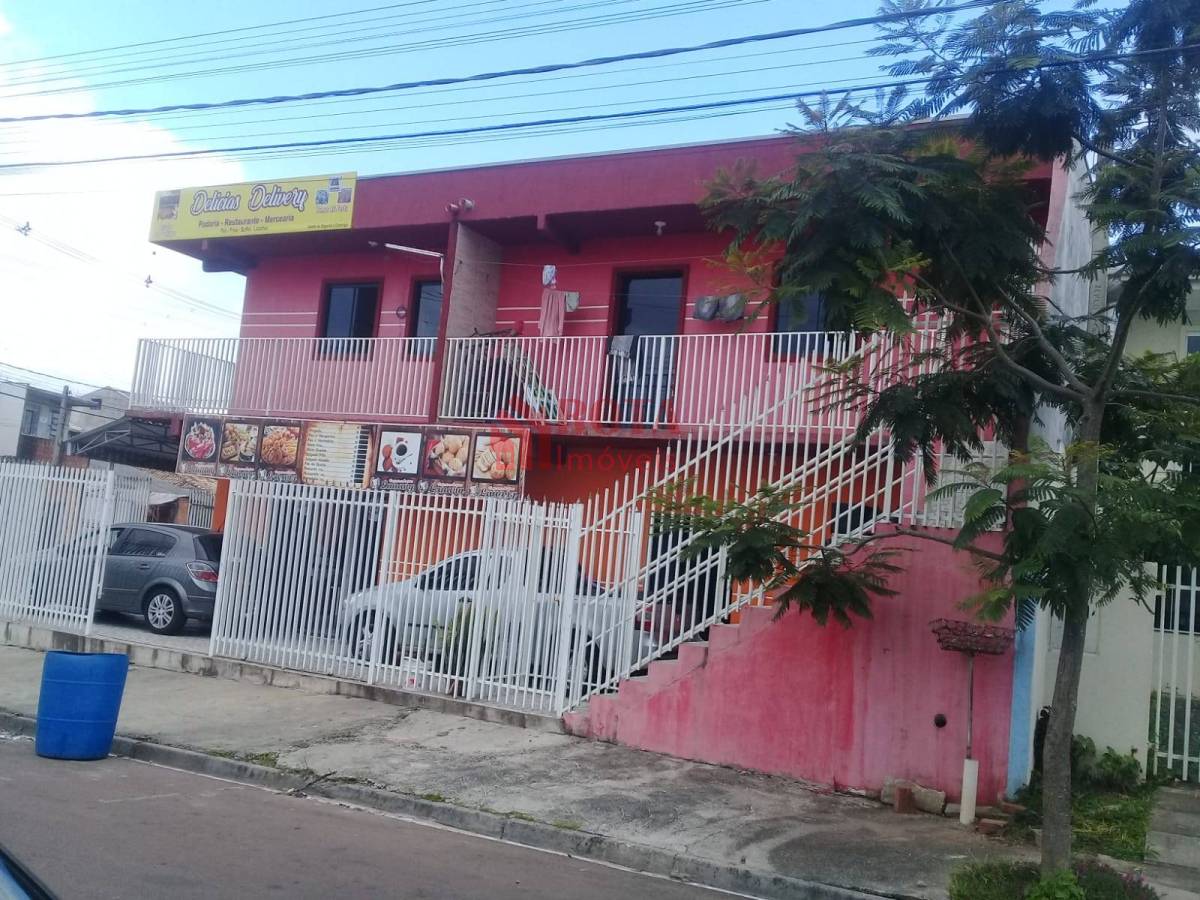 Sobrado à venda em Curitiba, Campo de Santana, com 4 quartos, 190m² - Rota Imóveis Curitiba